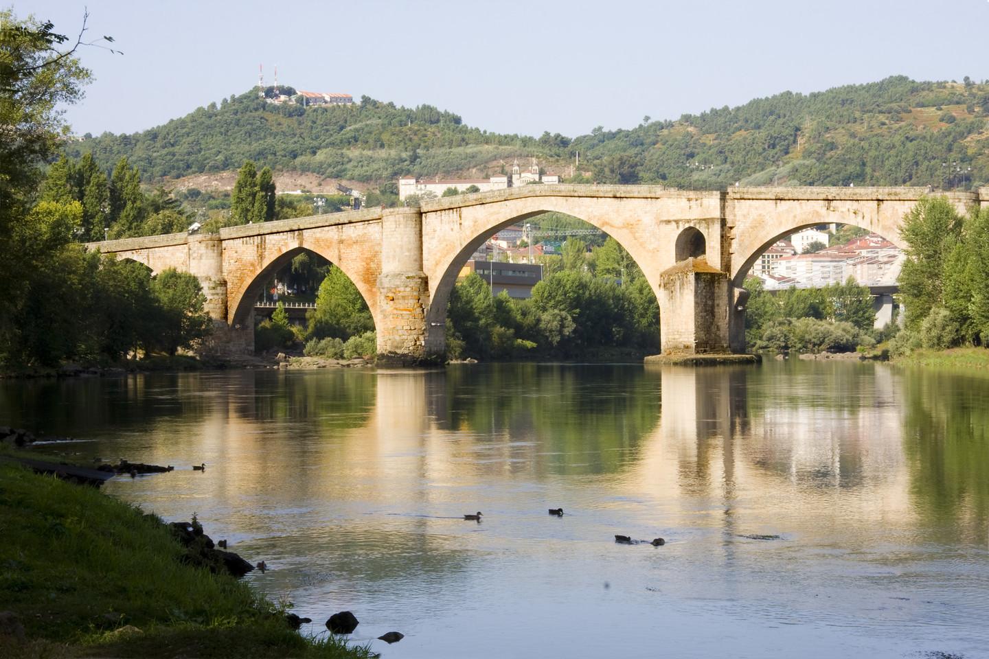 Ponte Vella de Ourense (Foto: turismo.gal)