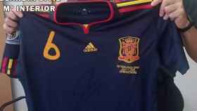 La camiseta que Andrés Iniesta vistió durante la final del Mundial de 2010 en Sudáfrica.