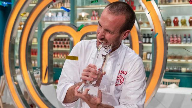 Arnau se impone a Meri y se convierte en el ganador de ‘MasterChef 9’