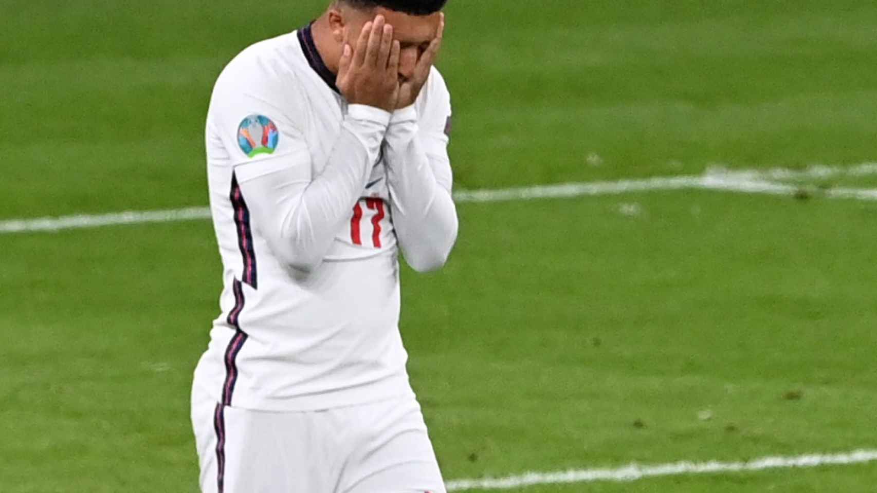 Jadon Sancho se lamenta tras fallar su penalti en la final de la Eurocopa 2020