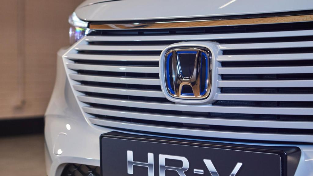 La parrilla del Honda HR-V es muy llamativa.