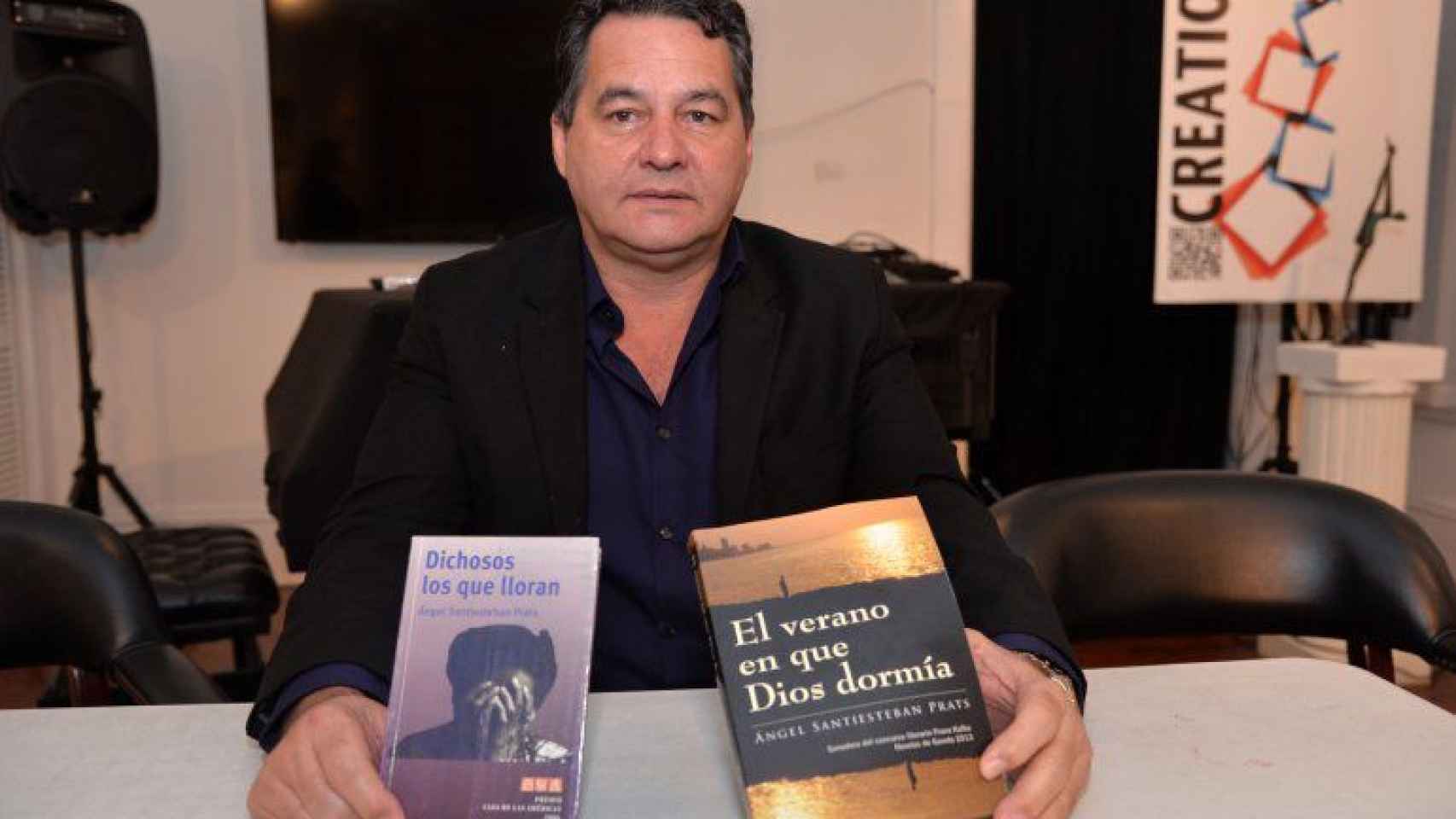 Angel Santiesteban ha recibido numerosos premios internacionales por sus libros
