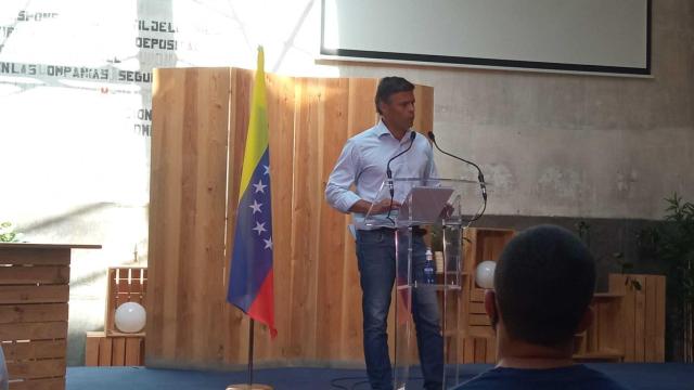 Leopoldo López durante la rueda de prensa que ha celebrado en Madrid.