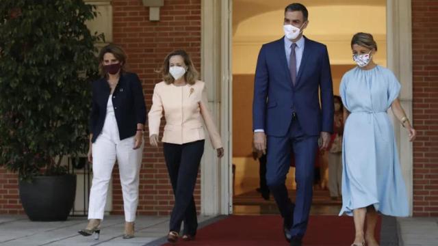 Teresa Ribera, Nadia Calviño, Pedro Sánchez y Yolanda Díaz.