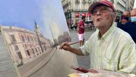 Antonio López pintando en la Puerta del Sol