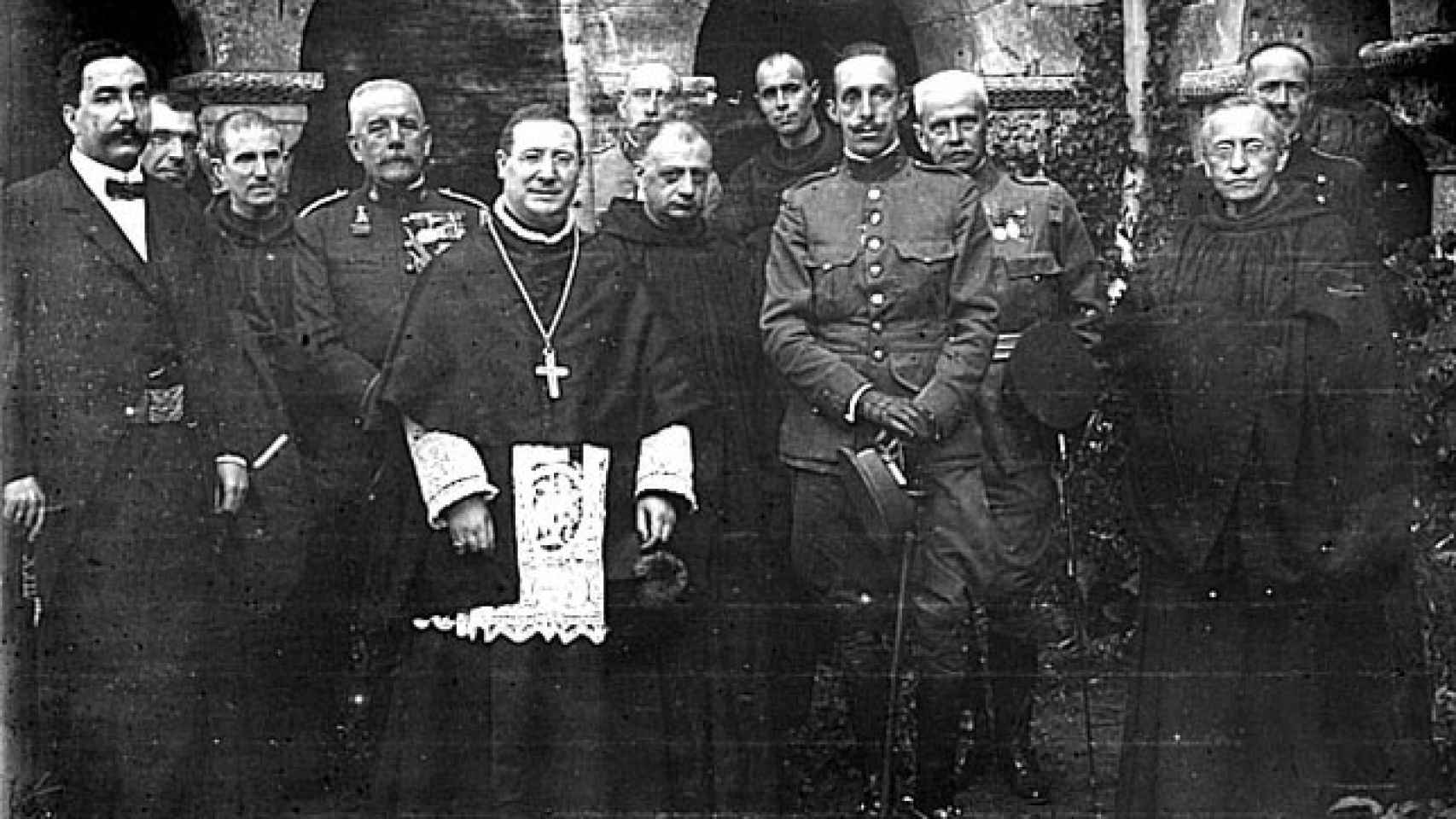 Alfonso XIII durante su visita a Burgos en 1921