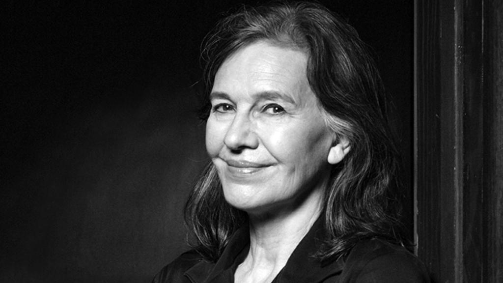 Louise-Erdrich-Author-Photo_PC-Hilary-Abe-HARPER-COLLINS