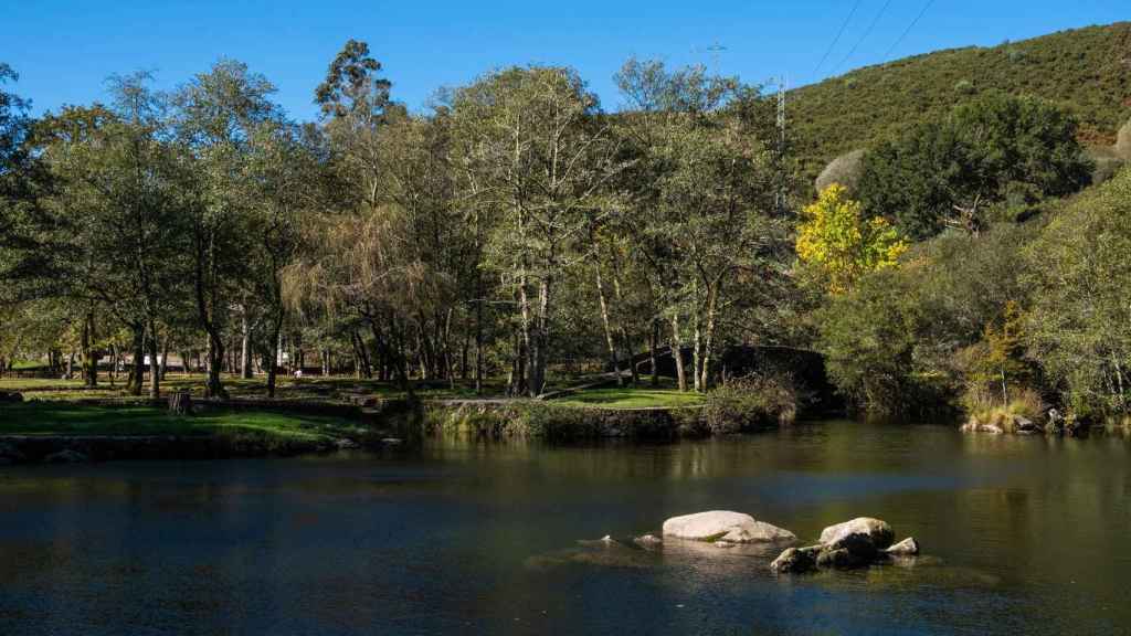 Playa fluvial de Maceira.