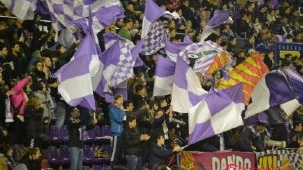 Aficion publico real valladolid mirandes futbol 7 400x267