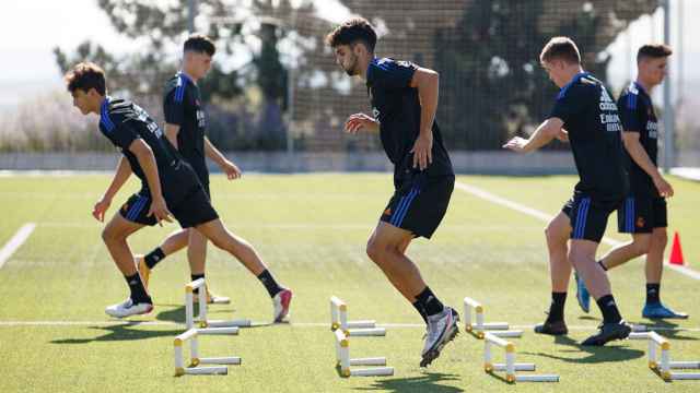 Los jugadores del filial, en el primer entrenamiento de la pretemporada del Real Madrid Castilla