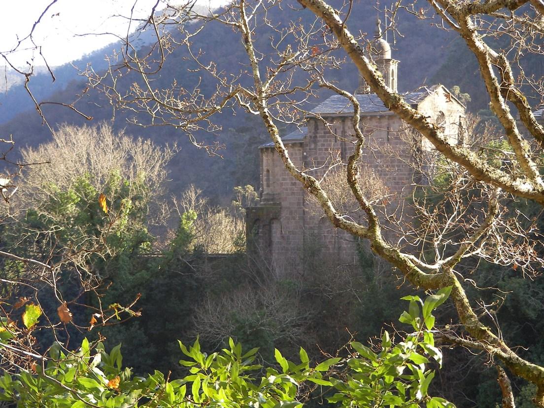 Vistas del monasterio. Foto: concello de A Capela.