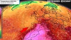 Imagen de la masa ascendiente de calor sahariano. METEORED.