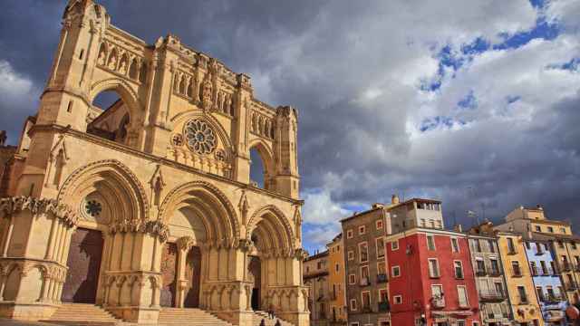 La Catedral de Cuenca, punto de partida de Tierra de girasol. Foto: Flickr Tomás Fano