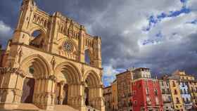La Catedral de Cuenca, punto de partida de Tierra de girasol. Foto: Flickr Tomás Fano