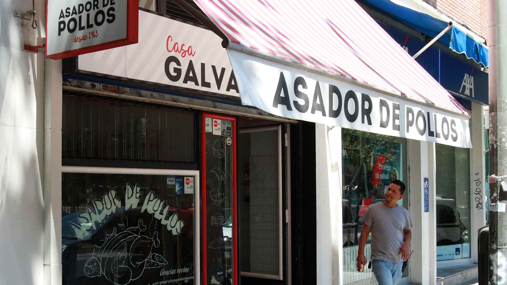 La andadura de los asadores de pollo Casa Galván comenzó en 1963.