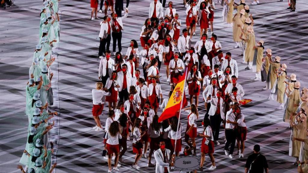 La delegación española desfilando en la Ceremonia de Apertura de los JJOO de Tokio 2020
