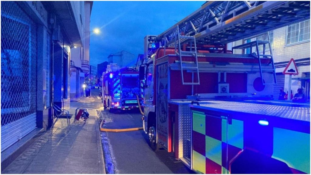 El incendio se originó en la cocina de una vivienda.