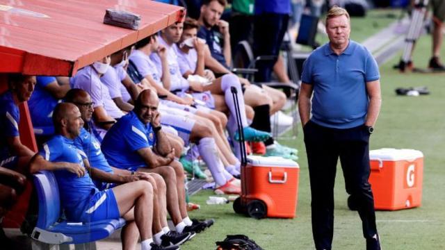 Ronald Koeman, durante un partido de pretemporada del FC Barcelona