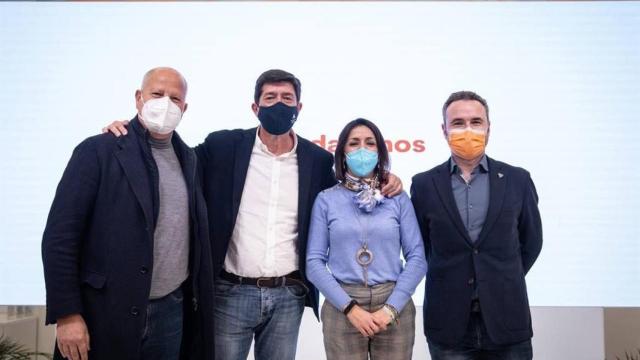 Javier Imbroda (I), Juan Marín, Marta Bosquet y Guillermo Díaz (D) tras una reunión del Comité Ejecutivo Nacional de Cs.