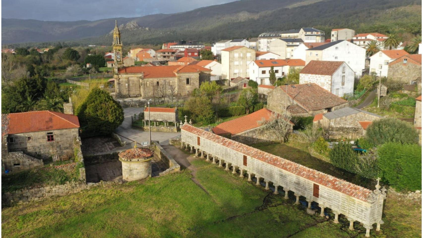 Hórreo de Carnota (A Coruña).