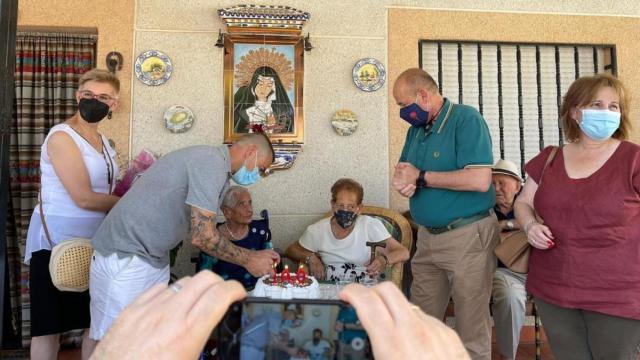 Brígida de Vega Revuelta ha cumplido los 100 años de edad en su pueblo natal, Cabañas de Yepes.