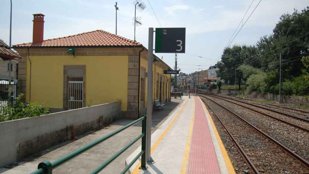 Estación de tren de Salvaterra de Miño (Foto de Adrián Estévez vía Wikipedia)