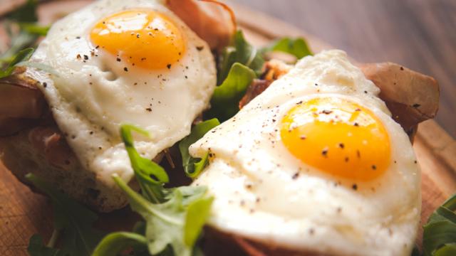 Este es el mejor momento del día para consumir alimentos con proteínas