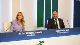 Esther Koplowitz y Pablo Colio en una junta general de accionistas.