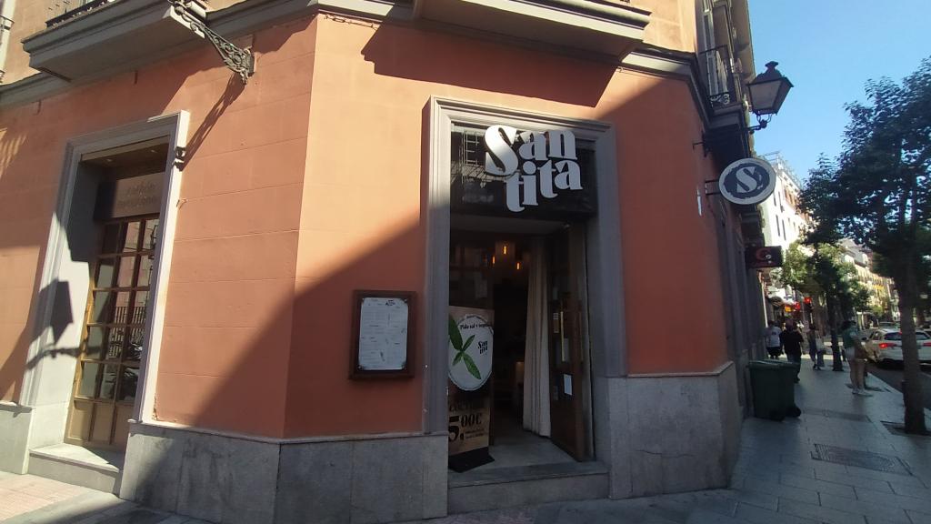 El restaurante Santita, situado en el número 74 de la calle Fuencarral.