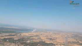 Trabajan en la extinción de un incendio forestal declarado en Cazalegas (Toledo)