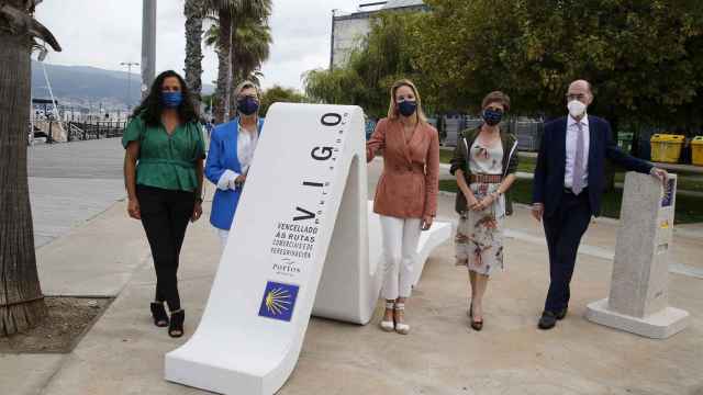 Inauguración de la escultura para promocionar la peregrinación a Santiago por mar