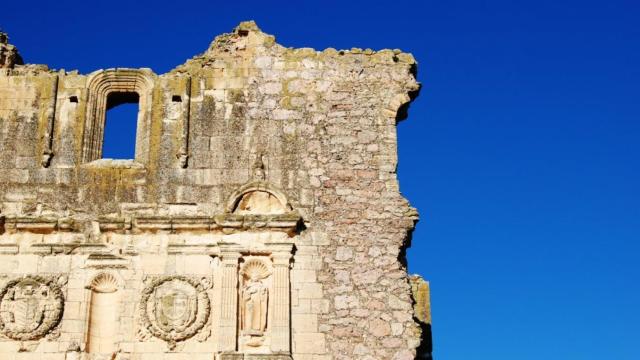 Convento dominico de Villaescusa de Haro antes de ser rehabilitado.