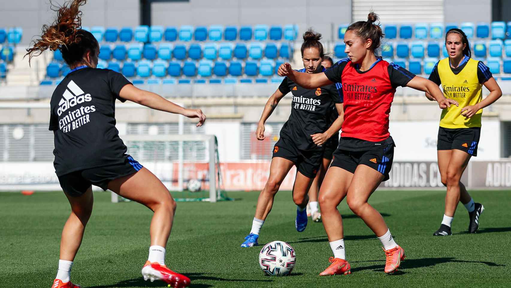 Nahikari García, en un entrenamiento del Real Madrid Femenino