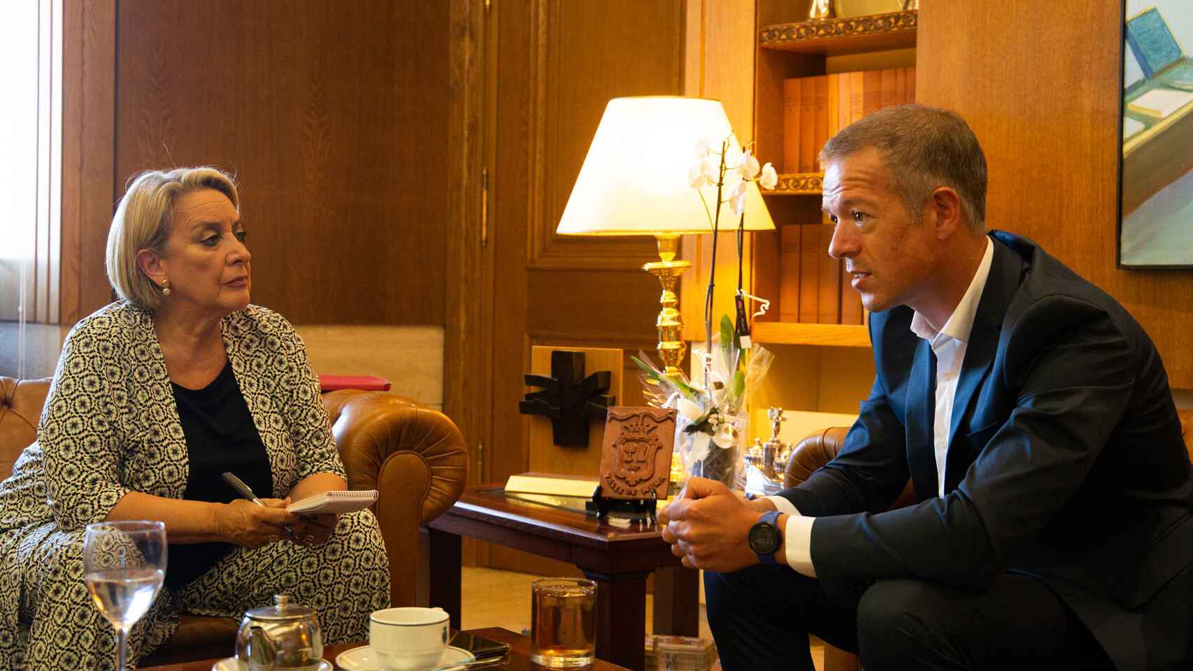 Esther Esteban entrevista a Ander Gil, presidente del Senado. Fotos: Esteban Palazuelos