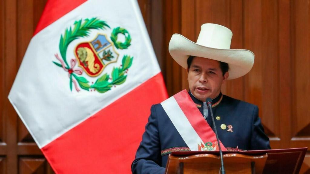 Pedro Castillo, durante su investidura en Perú.