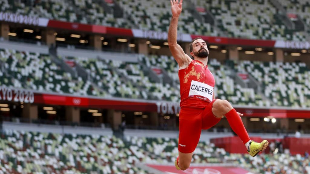 Eusebio Cáceres, en la final de triple salto de los Juegos Olímpicos de Tokio 2020