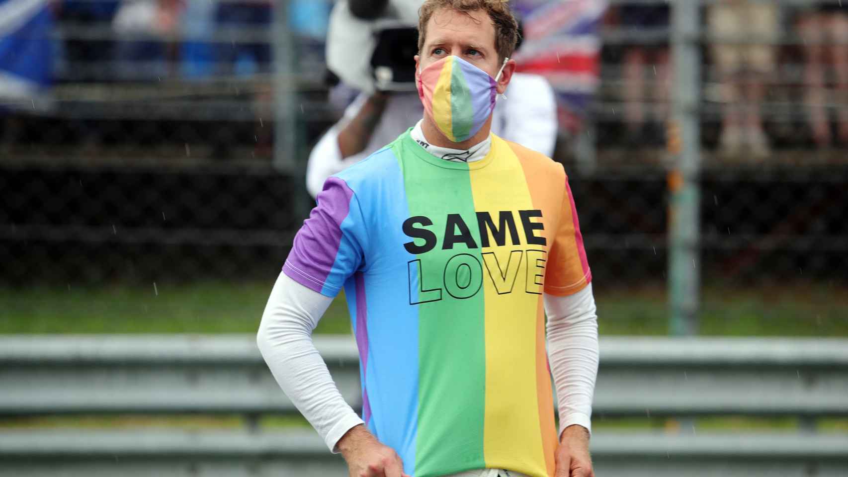 Sebastian Vettel con la camiseta de 'Same Love'