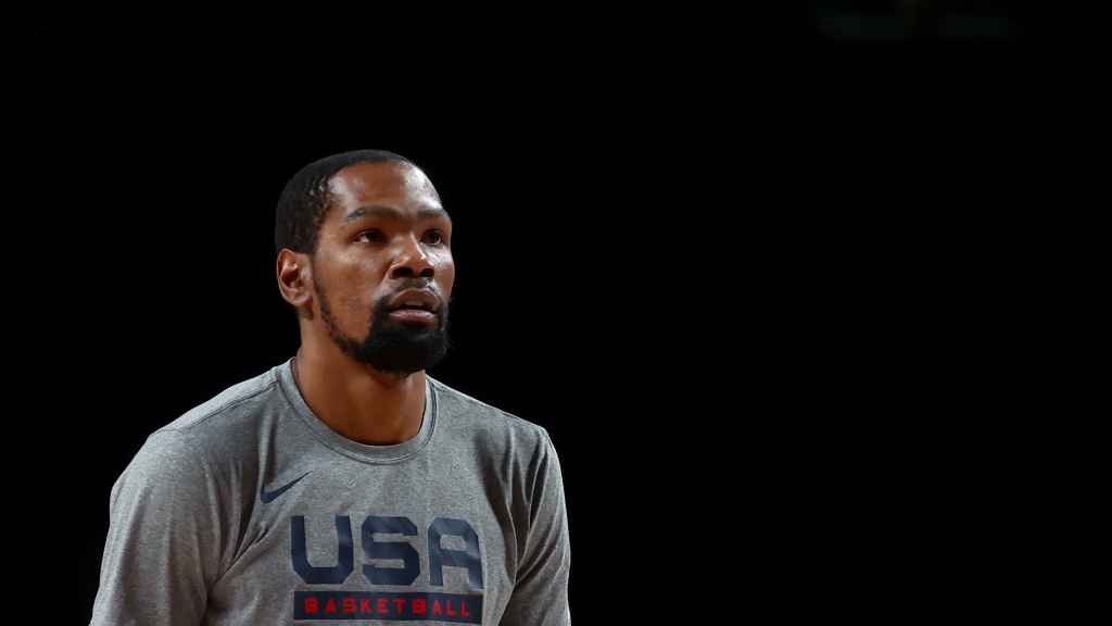 Kevin Durant antes de un partido con Estados Unidos en los Juegos Olímpicos de Tokio 2020