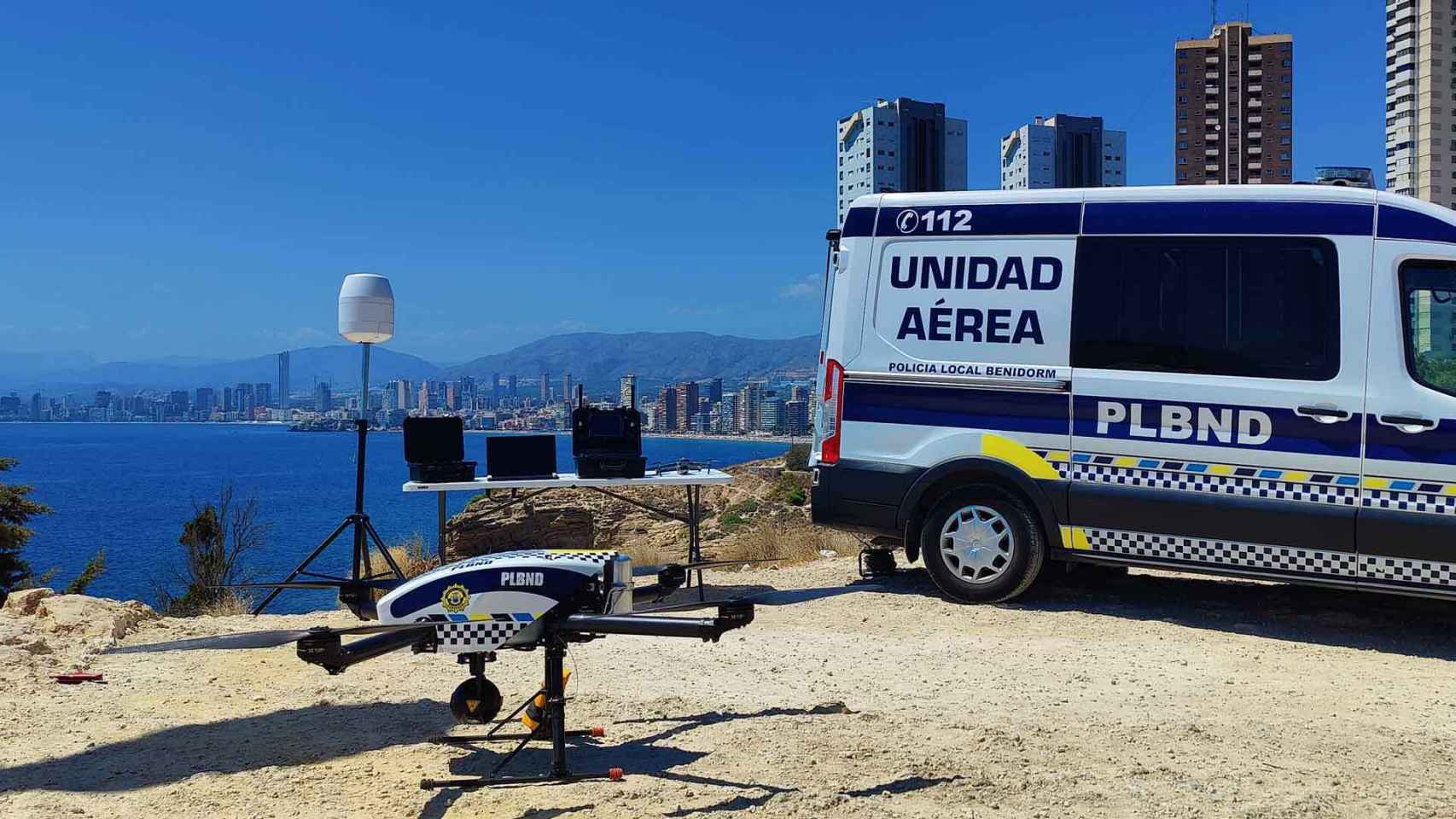 Benidorm adquiere un equipo para cazar drones 'pirata': las multas pueden llegar a los 225.000 euros.