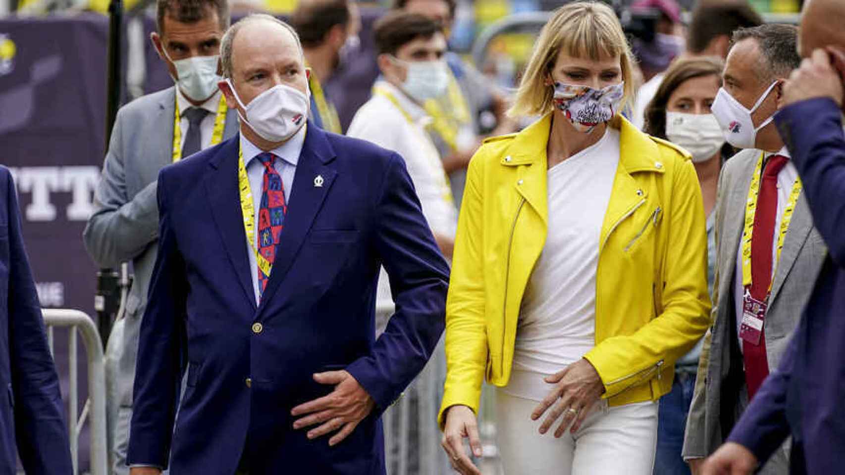 Charléne y el príncipe Alberto durante el Tour de Francia en agosto de 2020.