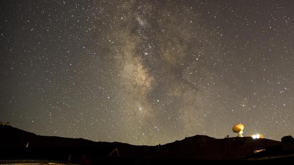 Una imagen del cielo nocturno.