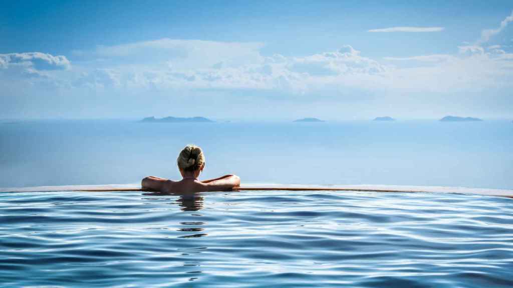 Cuatro piscinas infinitas en la provincia de Pontevedra para sentirse una estrella