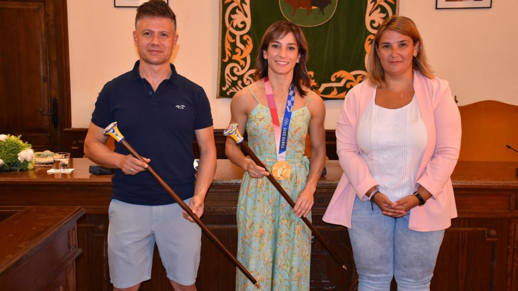 Jesús del Moral, Sandra Sánchez y Tita García.