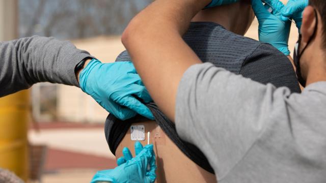 Onalabs ofrece a un enfermo crónico la posibilidad de que su médico pueda seguir su estado de salud remotamente.