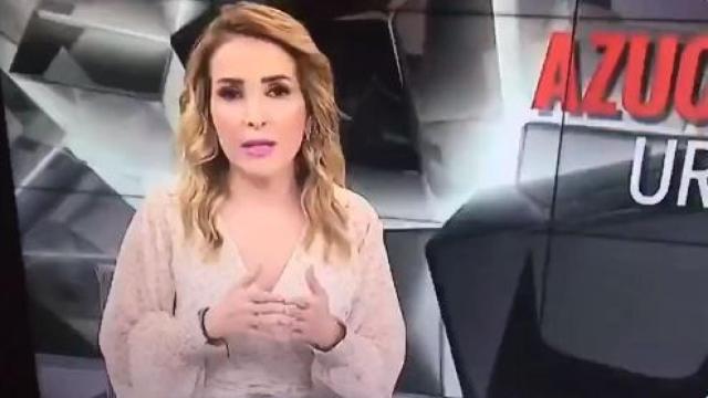 La periodista Azucena Uresti.