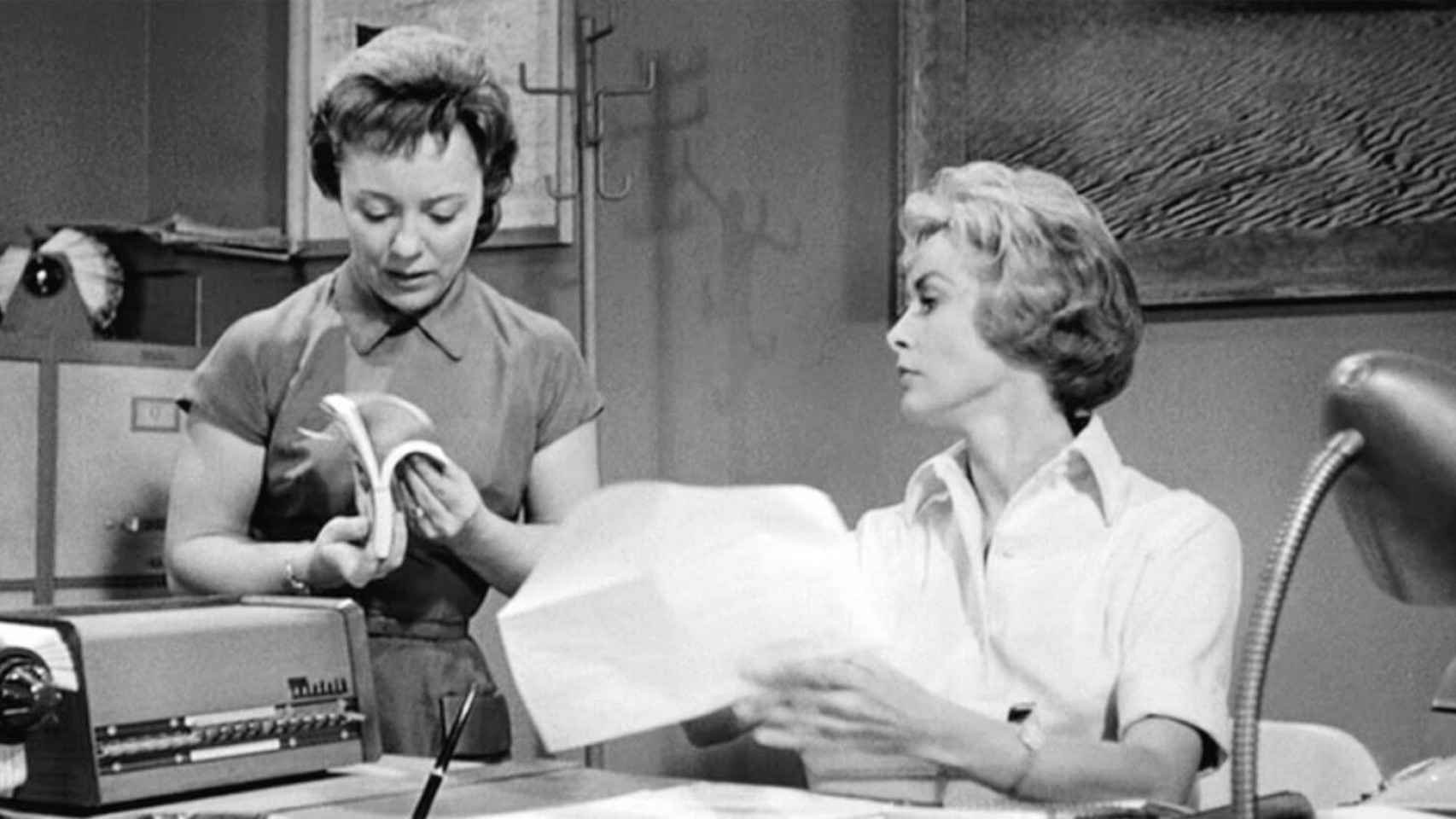 Pat Hitchcock y Janet Leigh en la película 'Psicosis' (1960).