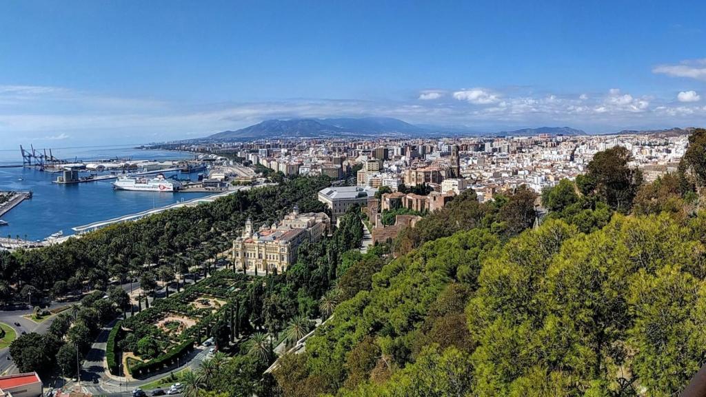 El mirador de Gibralfaro ofrece unas vistas de la ciudad impresionantes perfectas para encandilar a un ligue