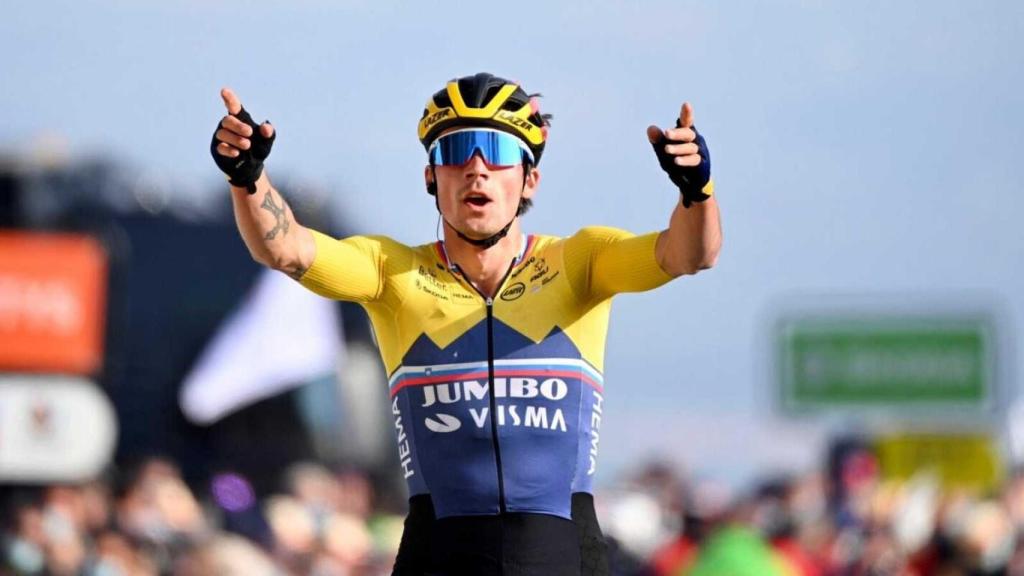Primoz Roglic busca ganar su tercera Vuelta consecutiva.