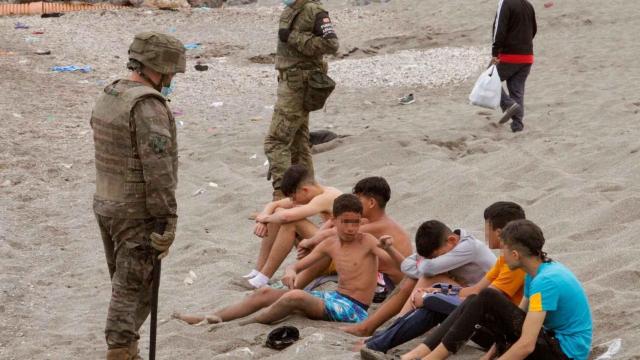 Algunos de los menores que se colaron en Ceuta el pasado mes de mayo.