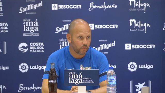 José Alberto, entrenador del Málaga, en rueda de prensa.